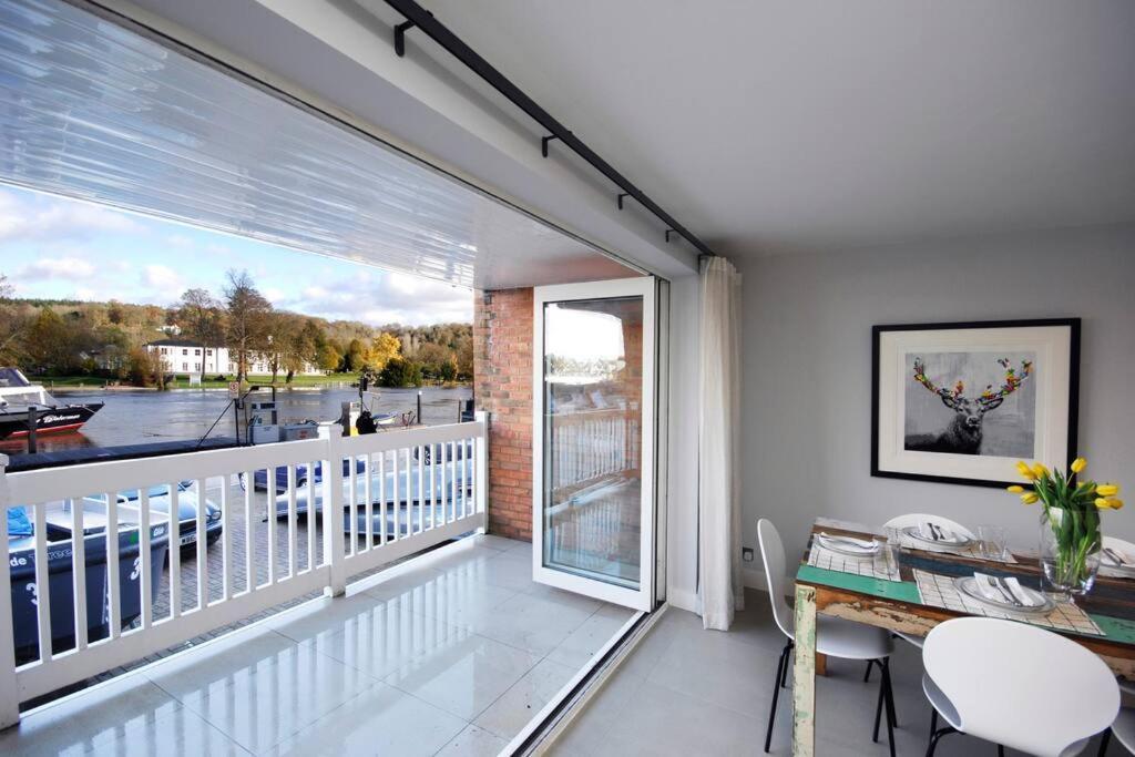 The Oars - Riverfront Property Henley-on-Thames Exteriör bild
